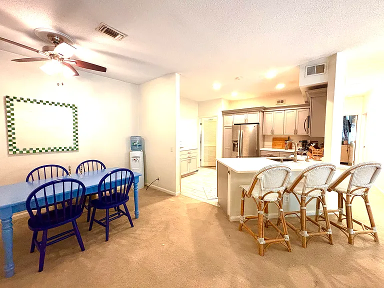 37 Bradford Commons Ln — Photo 12