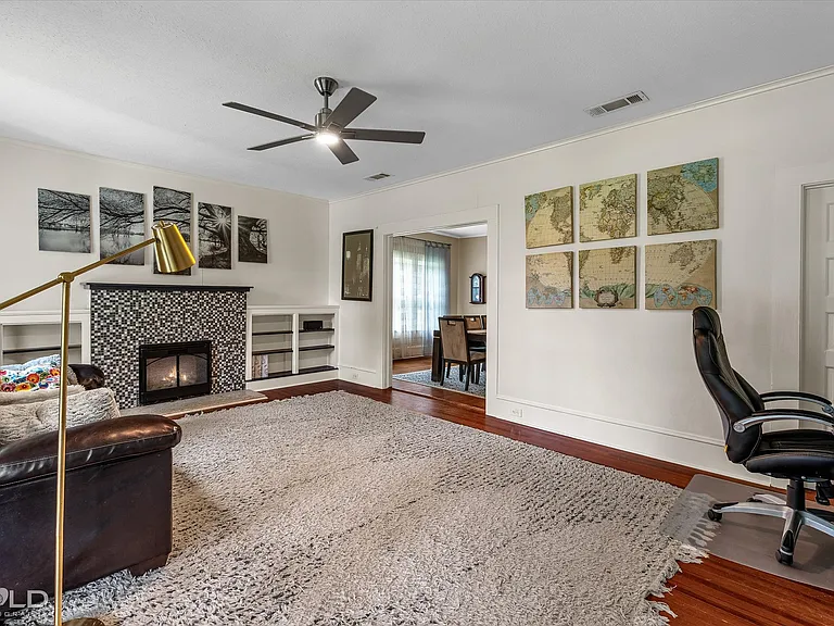4320 Greenwood Blvd — Photo 26