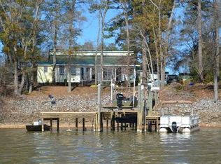 2166 Mallard Rd, Camden, SC 29020