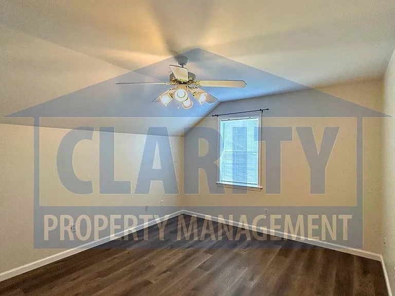 7812 Avalon Acres Ct — Photo 19