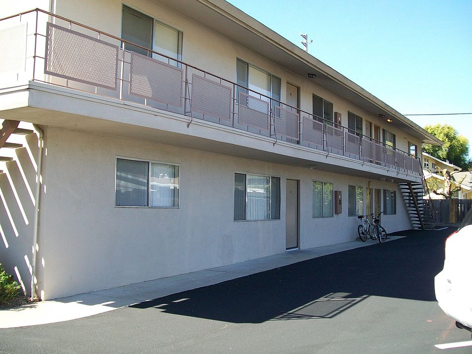 1st image of 626 E Foothill Blvd APT 1