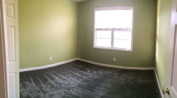 5th image of 104 Cottonwood Ct