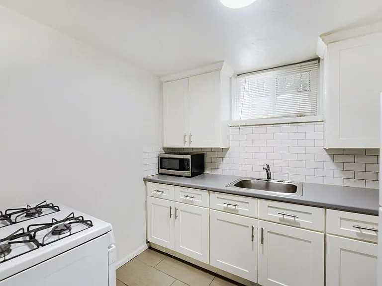 2505 S University Blvd — Photo 6