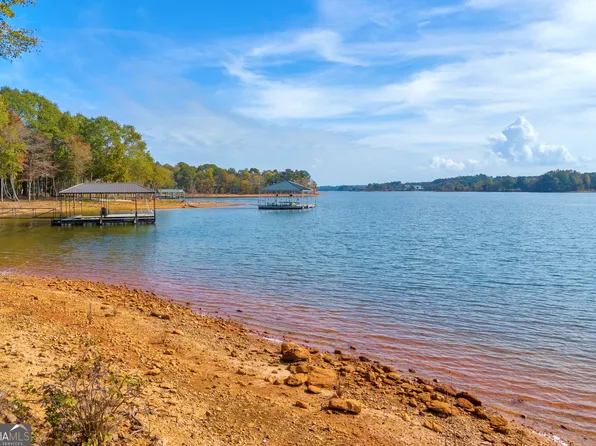 17 Sidney Dr, Hartwell, GA 30643
