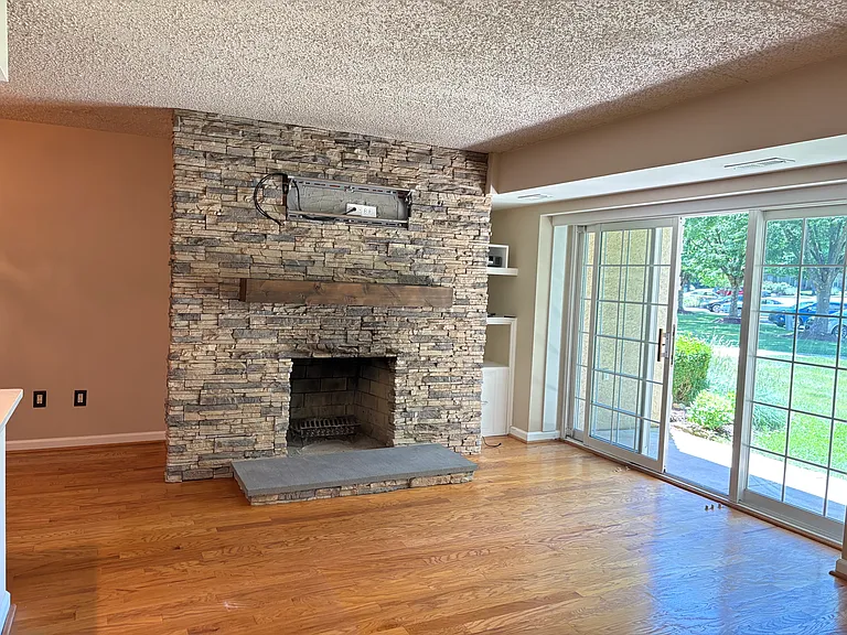 801 Deer Run — Photo 2