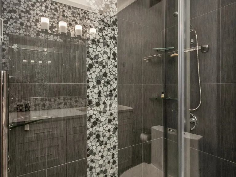 200 N Dearborn St #2608 — Photo 11
