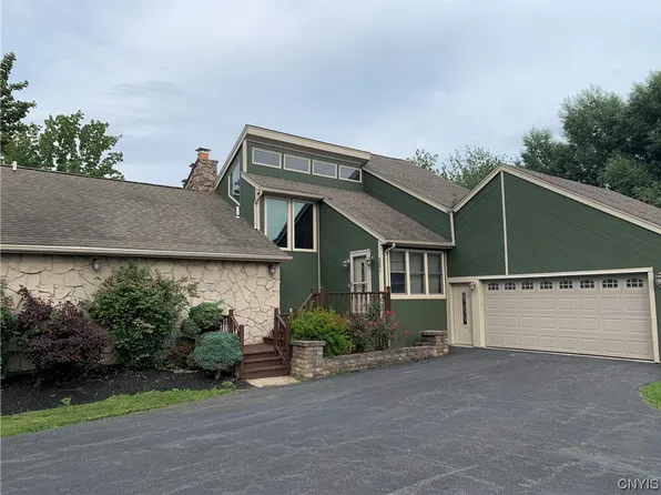 5001 Alexis Dr, Liverpool, NY 13090