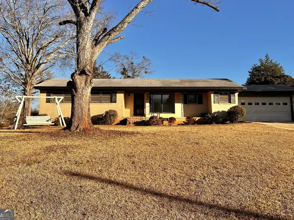 930 Laramie Dr, Thomaston, GA 30286