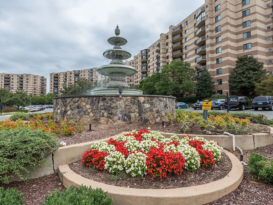 1st image of 8350 Greensboro Dr APT 226