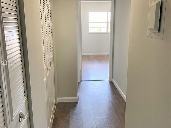 4th image of 8101 SW 72nd Ave APT 415W