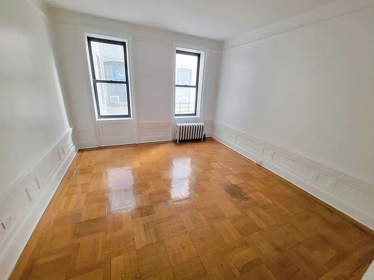 838 Riverside Dr #2CC — Photo 3