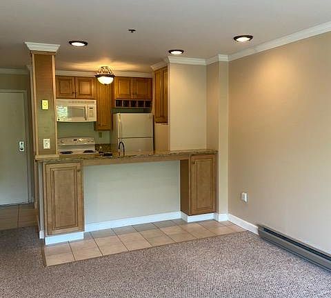 Pass-through from kitchen to living room