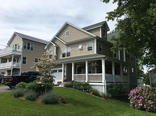 21 Beacher Rd, Milford, CT 06460