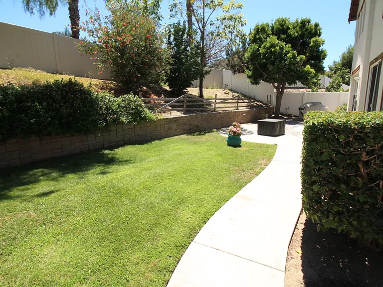 260 Manzanilla Way — Photo 8