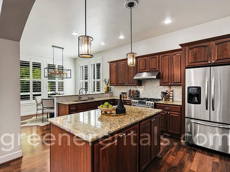9016 Merrill Ct NE — Photo 8