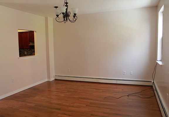 3rd image of 446 Carlton Ave #3