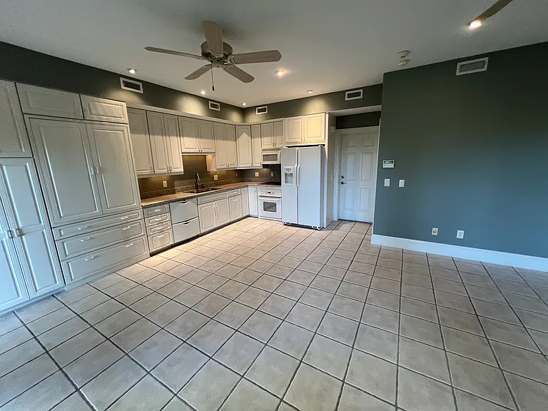 100 Factory Creek Ct — Photo 26