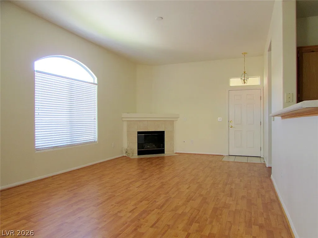 2 bed, 2.0 bath, 1042 sqft, $1,515 — Photo 3