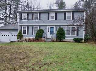 5 Craftsbury Ct, Essex Jct, VT 05452