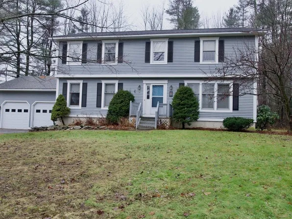 5 Craftsbury Court, Essex, VT 05452