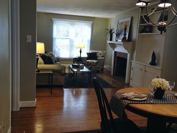 5th image of 8525 Douglas Ct