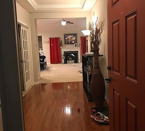 4th image of 4066 Forestedge St
