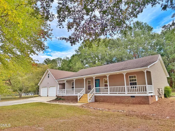 2001 Sterling Dr, Clayton, NC 27520