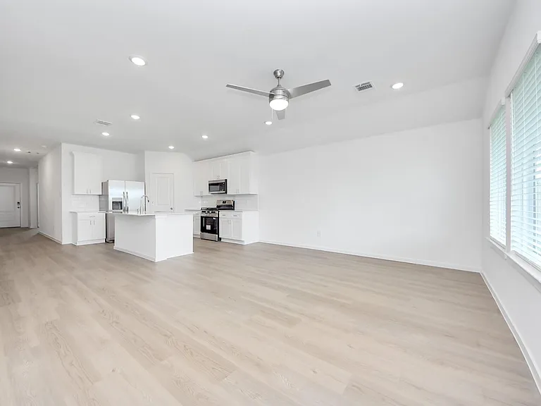 7706 Smooth Valley Ct — Photo 17