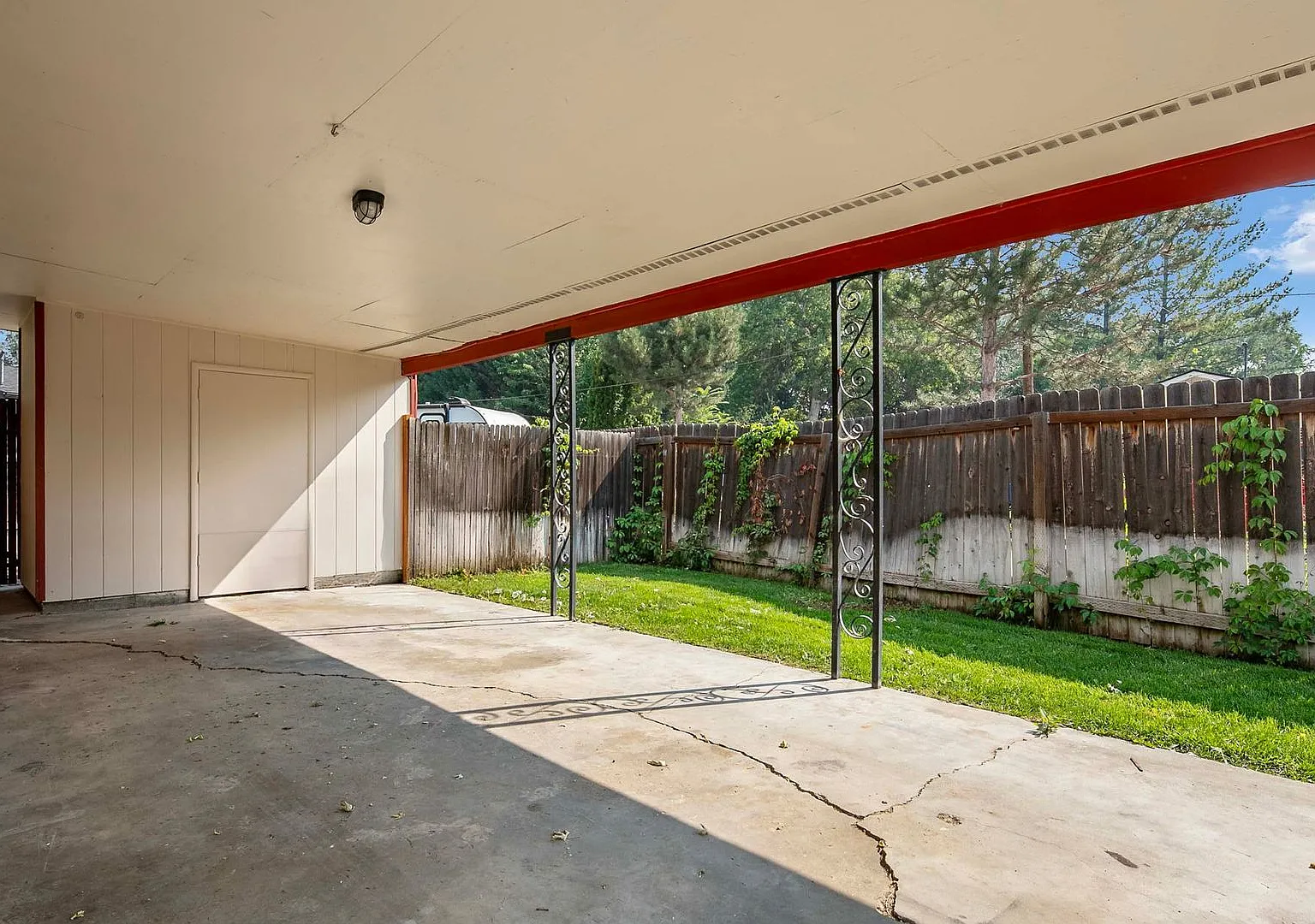 2bd, 1b Cozy Home awaits in Boise Bench! — Photo 4