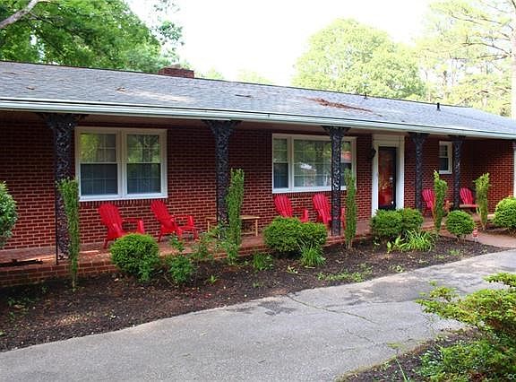 3rd image of 6508 Forest Hill Ave