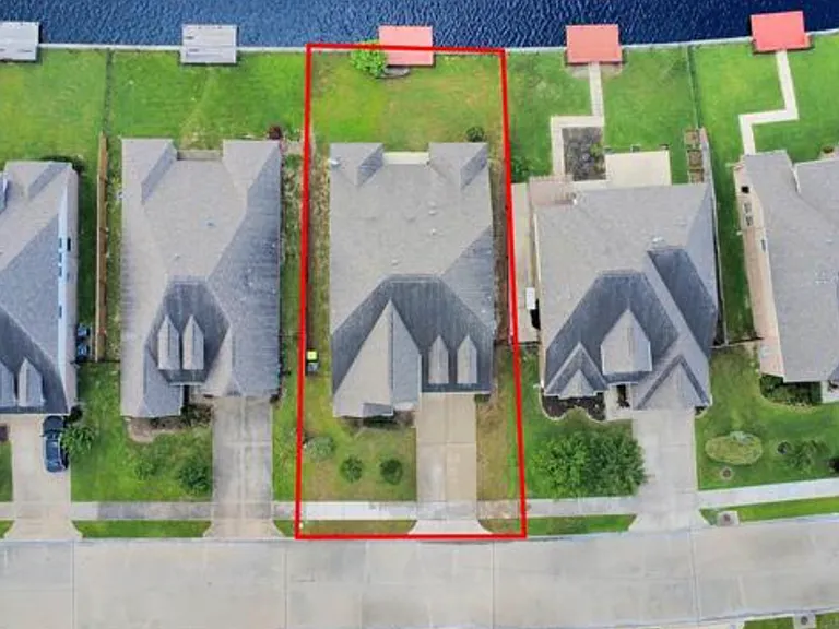 3727 Varna Ct — Photo 32