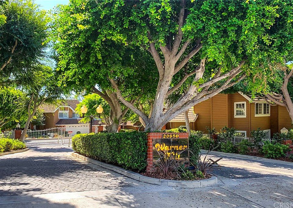 1st image of 20950 Oxnard St APT 36