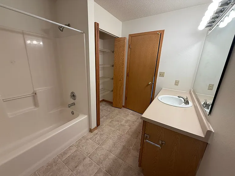 1200 Belsly Blvd — Photo 39