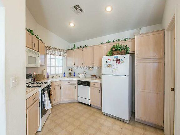 4th image of 5904 Kenmore St