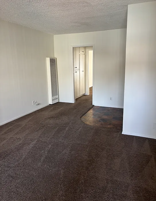 Building Photo - 11004 Blix St #1F