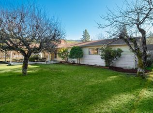 201 Sunset Dr, Canyonville, OR 97417