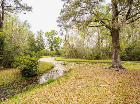 3122 Harding Ct, Johns Island, SC 29455