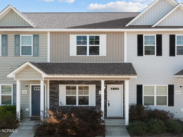 304 Justice Farm Drive, Sneads Ferry, NC 28460