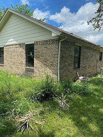 2nd image of 317 Jones Ave
