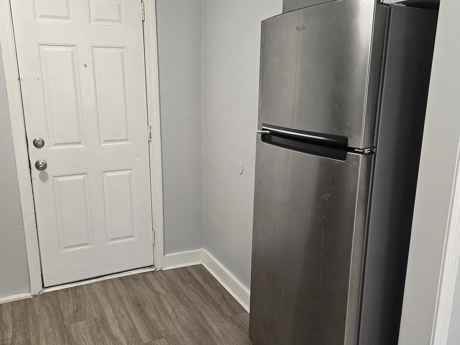 2 bed, $2,100 — Photo 2