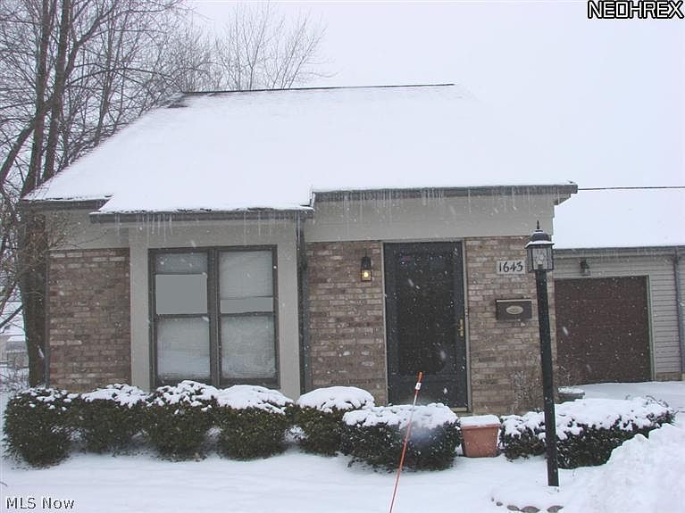 1st image of 1643 W Hampton Dr