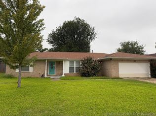 811 Rosewood St, Ardmore, OK 73401