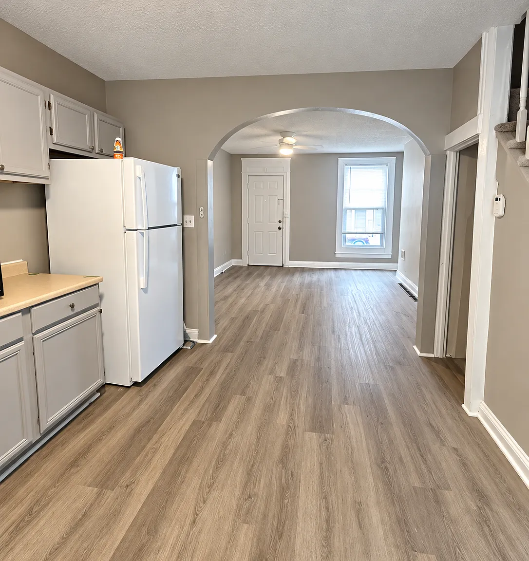 3 bed, 1200 sqft, $1,850 — Photo 3