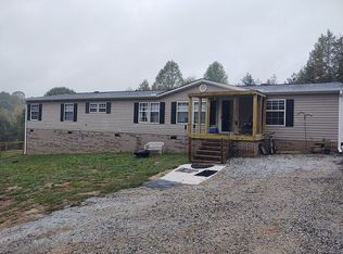 179 Peanut Rd, Woodruff, SC 29388