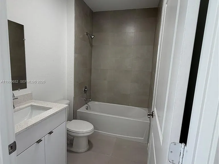 8034 NW 14th Pl #8034 — Photo 5