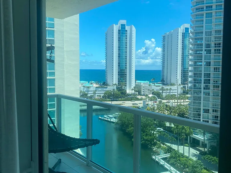 Sunny Isles Blvd — Photo 17