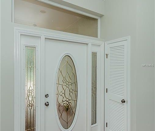 4th image of 580 Waterford Cir. E.