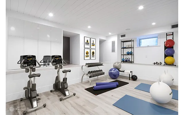 Sold by Douglas Elliman | media 24