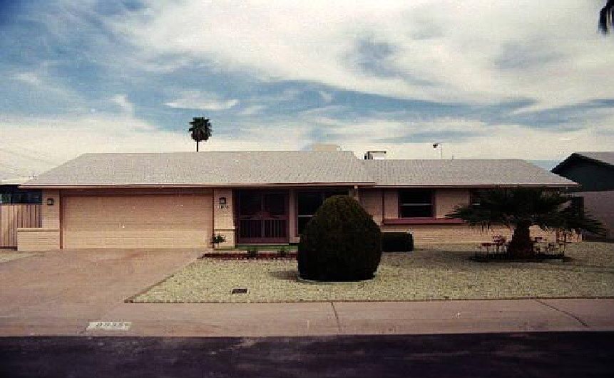 1st image of 8935 N 104th Ave
