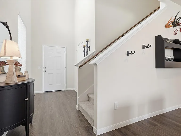 11739 Armadale Dr — Photo 4